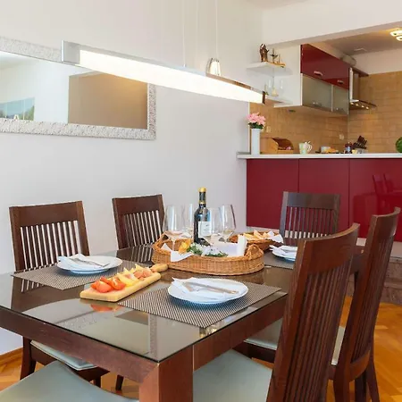 Luxury Seaside Amphora 스플리트