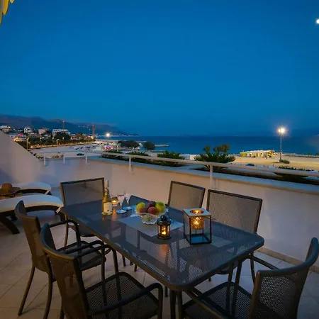 Апартаменты Luxury Seaside Amphora
