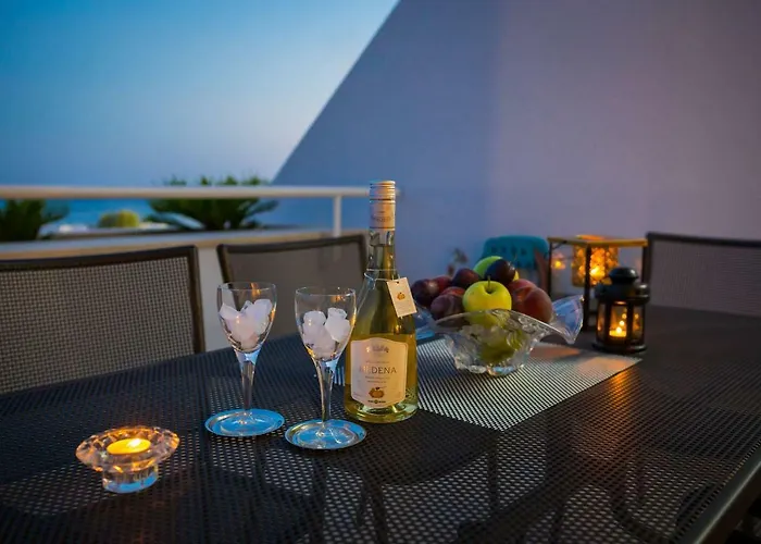 Luxury Seaside Amphora *