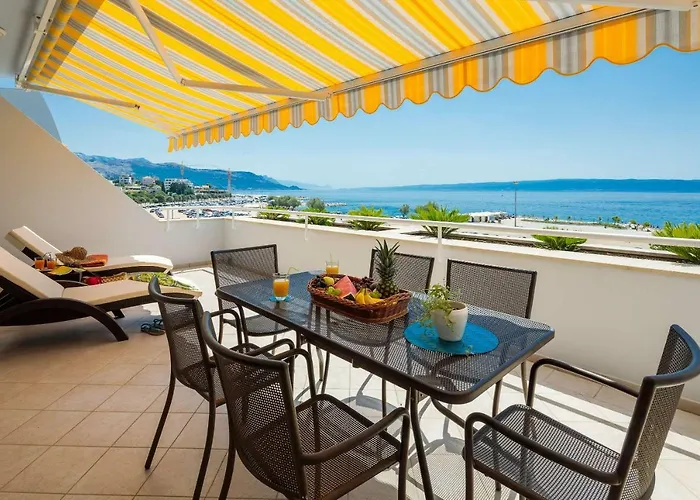 Luxury Seaside Amphora Apartman Split