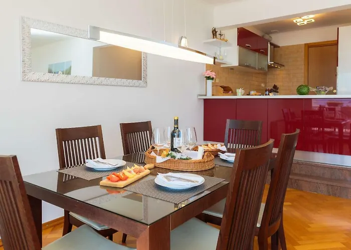 Luxury Seaside Amphora Split