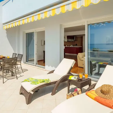 Luxury Seaside Amphora Apartmán